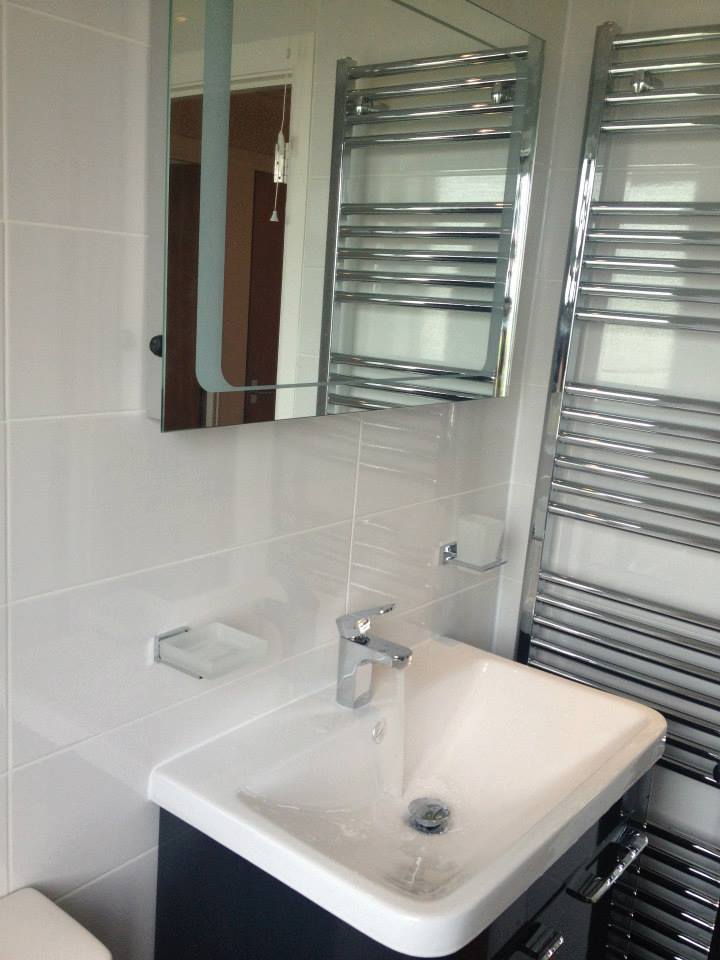 Bangor Walk-in Shower