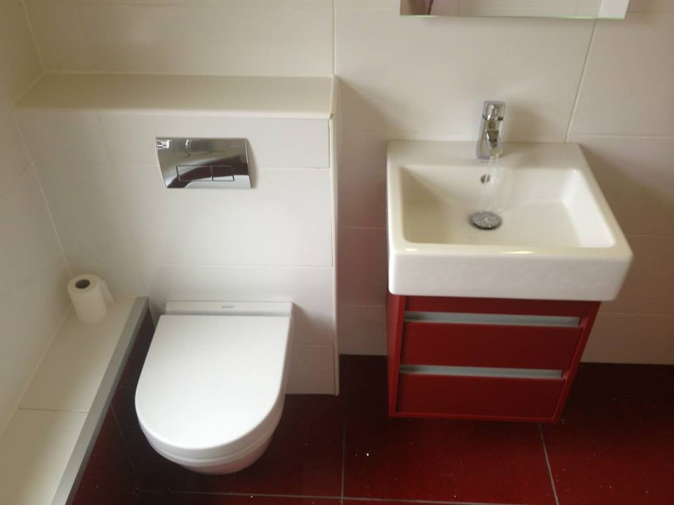Armagh Red Quartz Wetroom