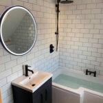 Lands Down Shower/Bath