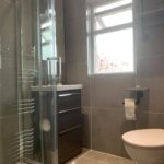 Strandburn Avenue Showerroom